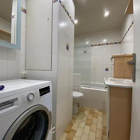 Le Thiolet - T2 Lumineux Avec Balcon En Plein Coeur De Apartment